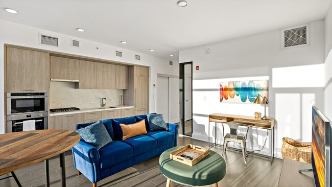 Photo - 1915 7th St NW Unidad ID1395402P