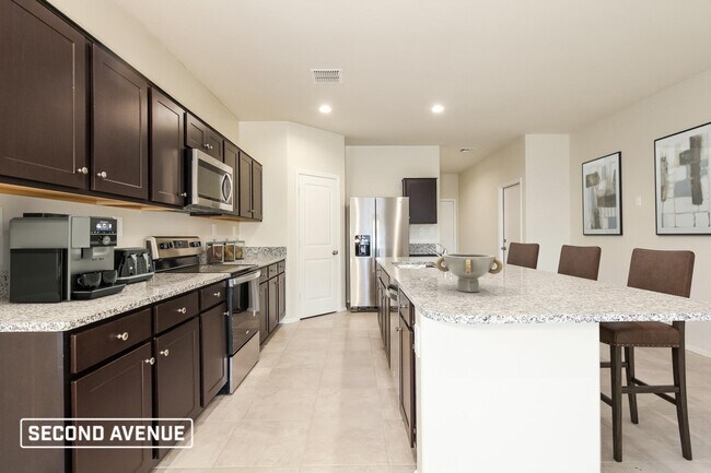 Photo - 24415 W Illini St