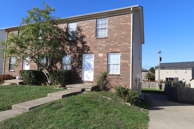 Photo - 633 Miles Rd