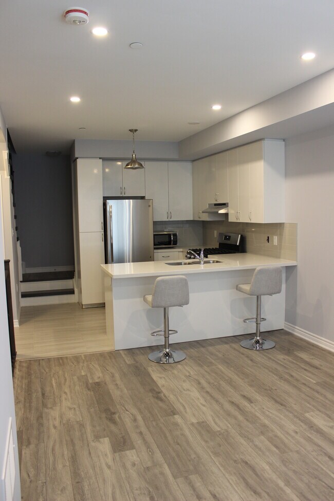 Photo - Executive Townhouse w/ Beautiful Upgrades