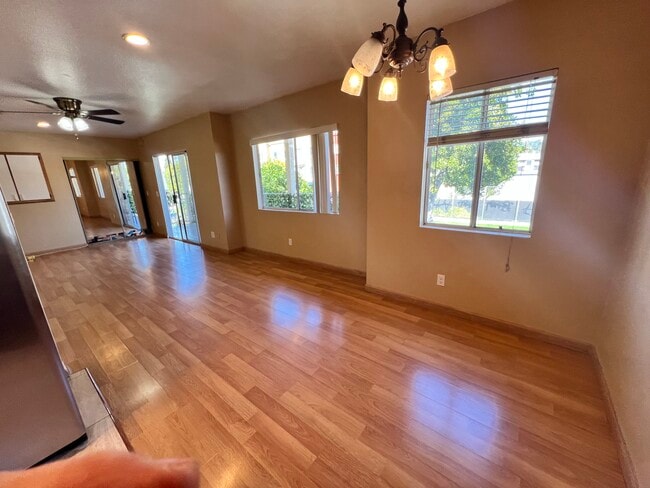 Photo - 5646 La Mirada Ave Unit 2