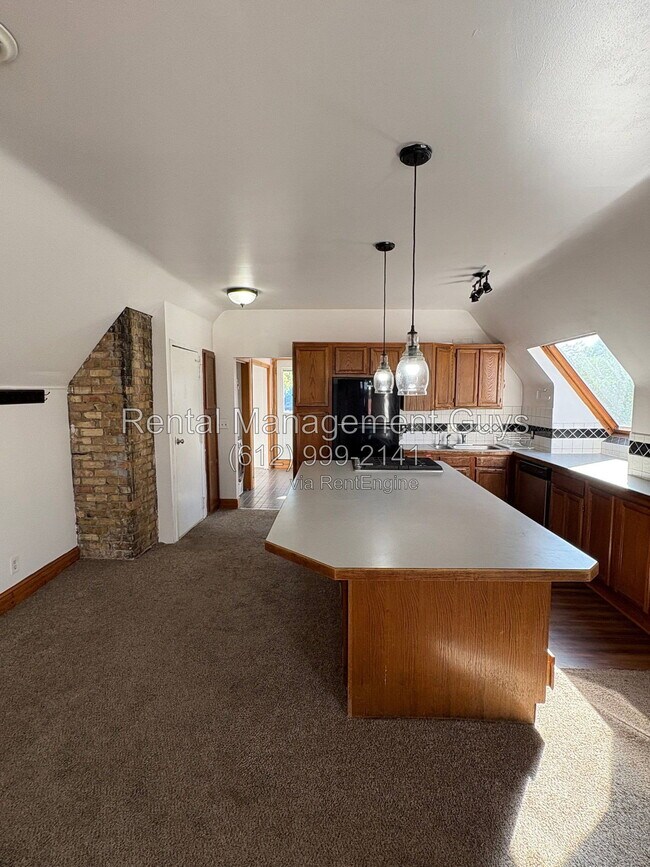 Photo - 2647 Girard Ave S Unit 3