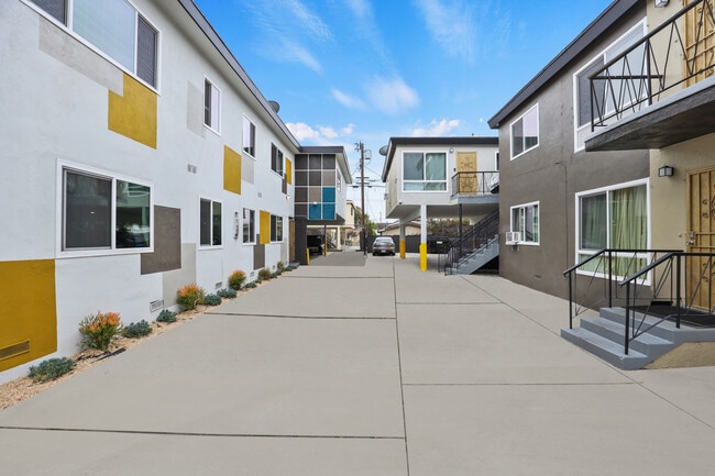 Photo - 1352 W. 36th St.