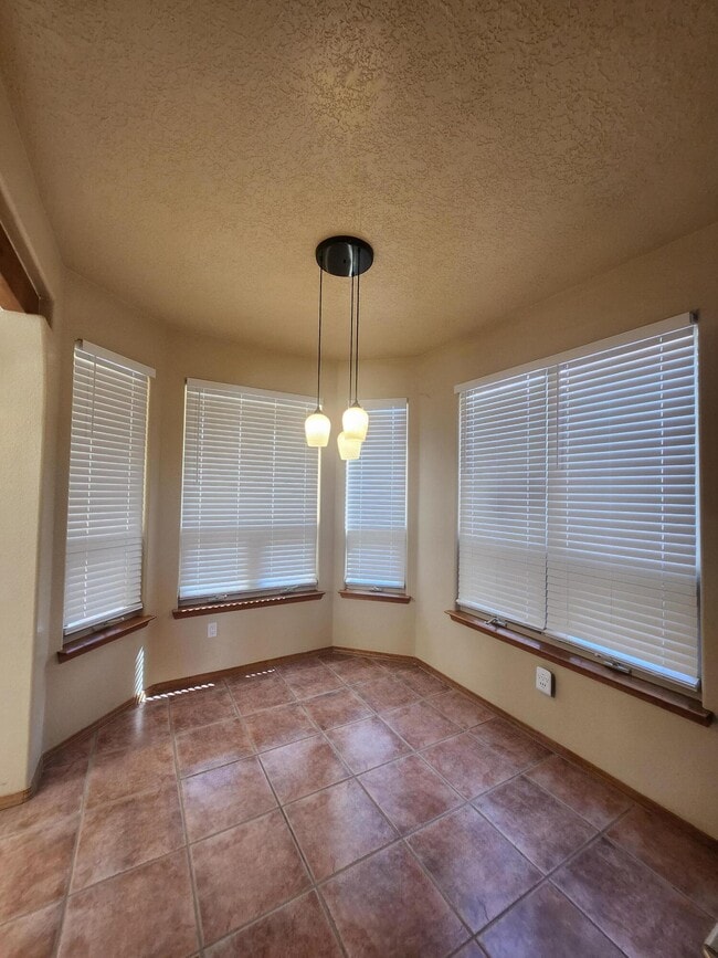 Photo - 13243 Silver Peak Pl NE