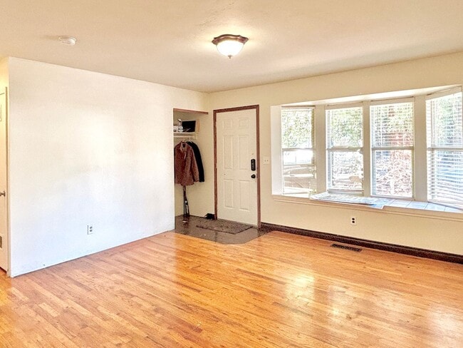 Photo - 1930 SE 147th Ave