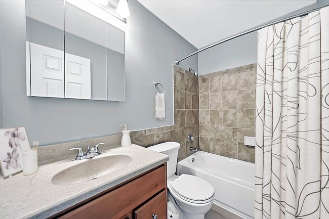 Photo - The Flats at Gladstone