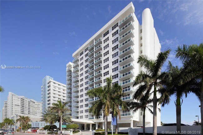 6917 Collins Ave