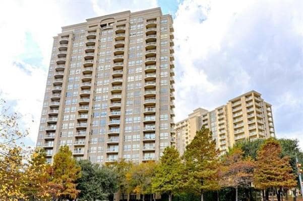 Building Photo - 3225 Turtle Creek Blvd Unit 204 Rental