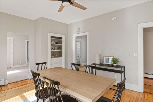 Photo - 109 Woodford St Unidad 2nd Floor