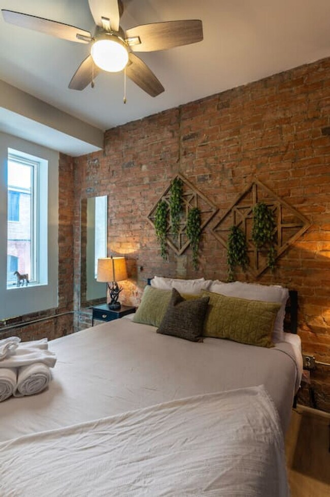 Photo - 1906 Elm St Unidad ID1056054P