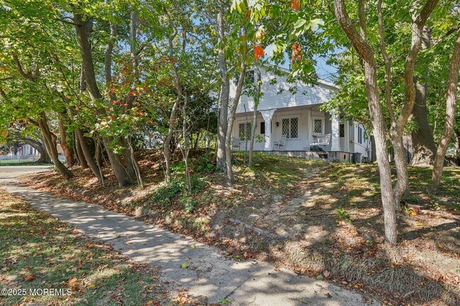 Photo - 320 Worthington Ave