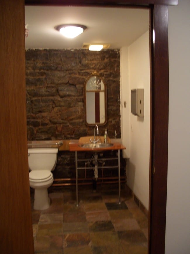 Baño - 108-114 Wooster St