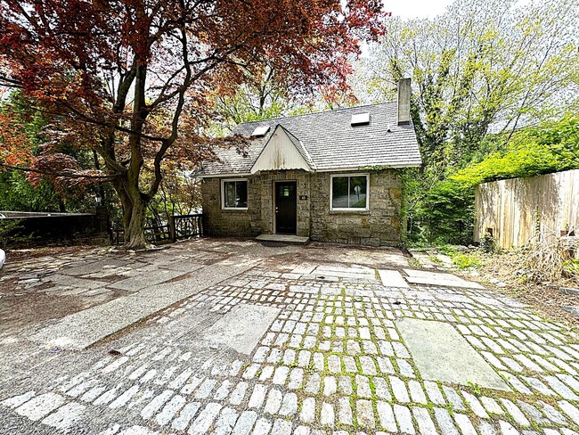 Photo - 45 Lake Dr Townhome