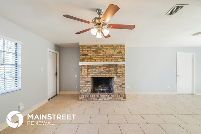 Photo - 7326 Carillon Ave