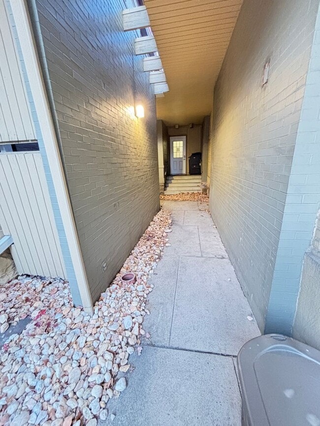 Photo - 316 W Broad St Unit 2