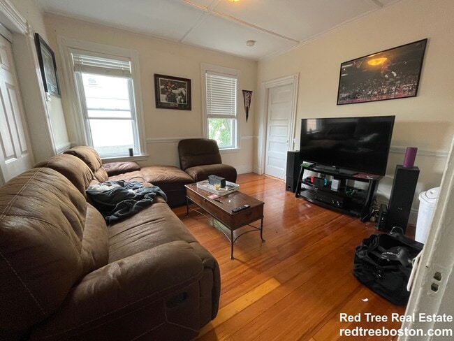 Photo - 62 Montcalm Ave Unit 2