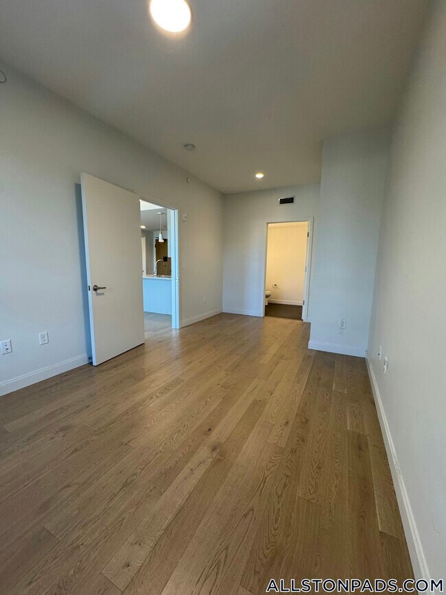 Photo - 55 Brighton Ave Unit 303