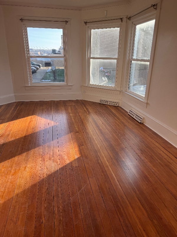 Photo - 325 W Grand Ave