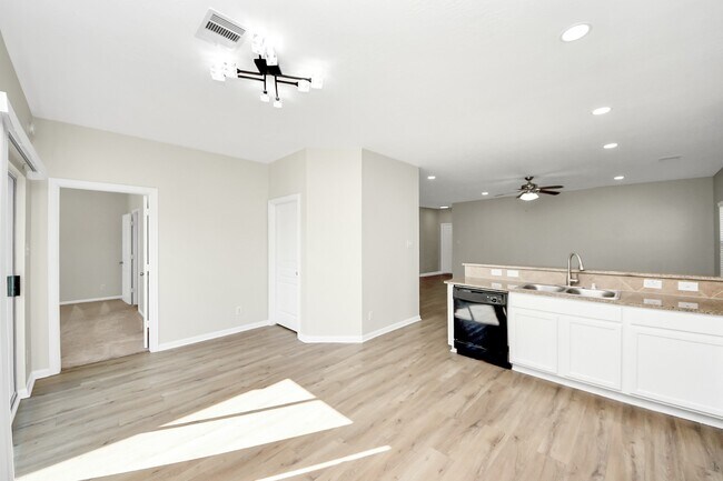 Photo - 11015 Harston Dr