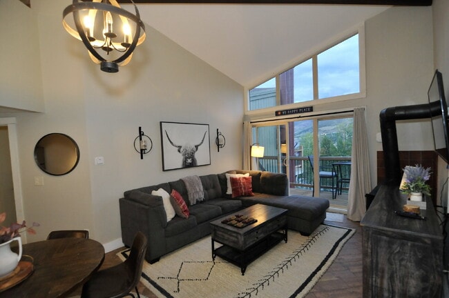 Photo - 3 bedroom condo in Wildernest available June 1st! Unit 306