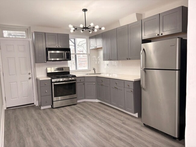 Photo - 235x McCulloh St