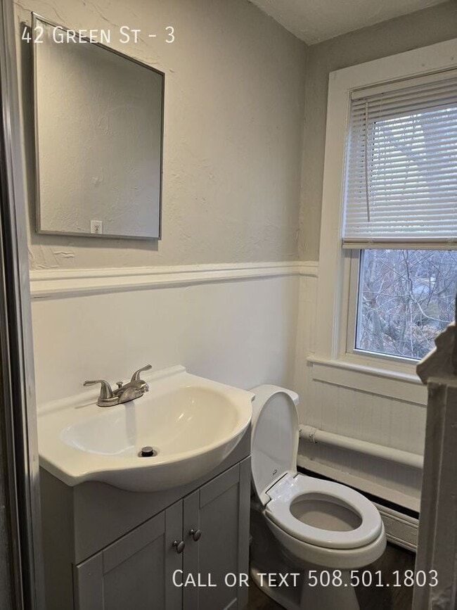 Photo - 42 Green St-3 Unit 3