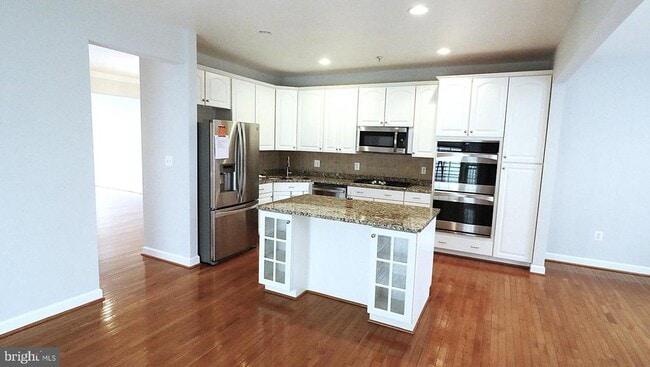 Photo - 7228 Fair Oak Dr