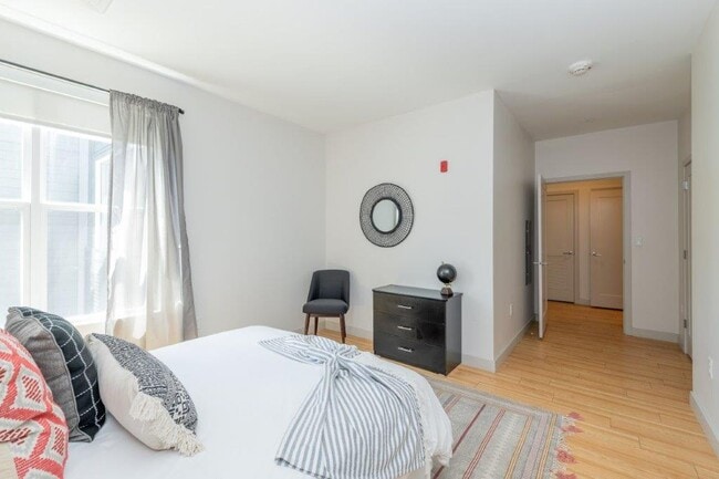 Photo - 320 D St Unit 134