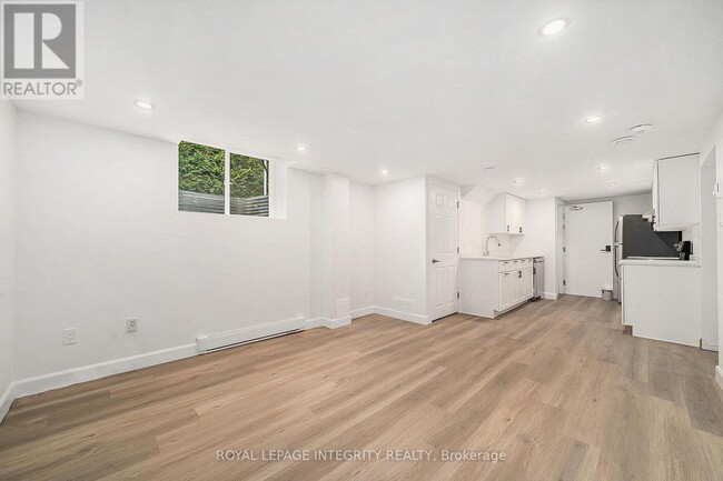 Photo - 58 Wigan Dr