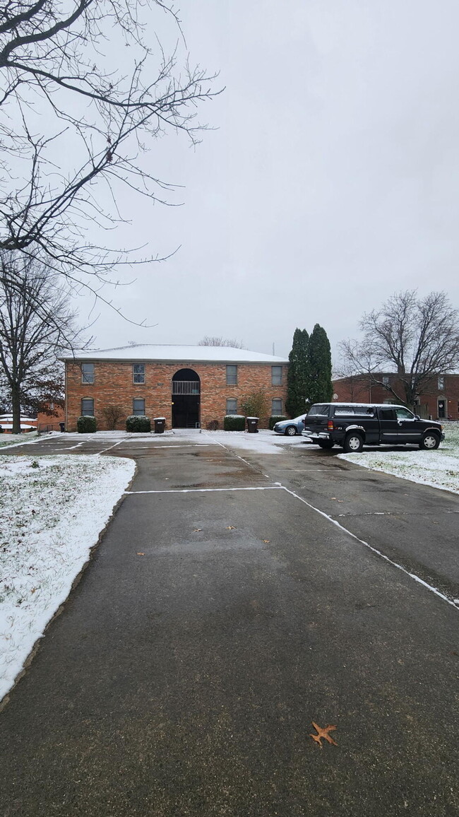 Photo - 304 Remington Ct Unidad 3