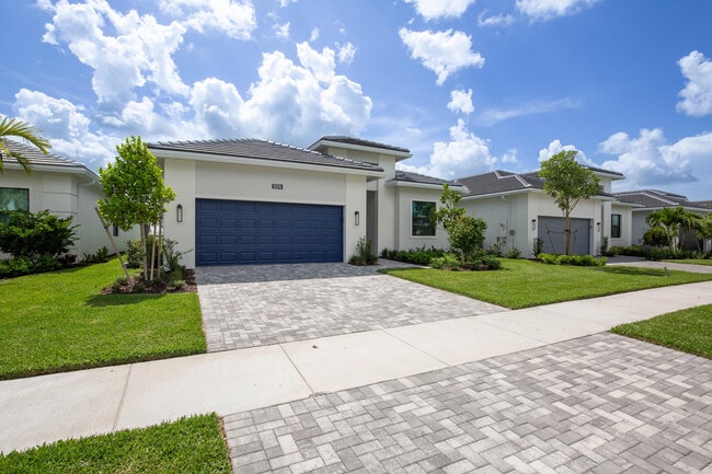 5576 Captiva Ln