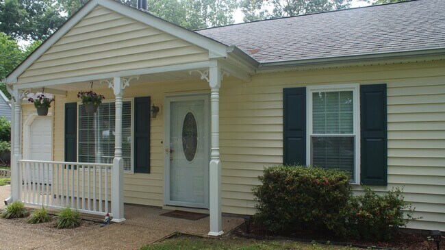 Photo - 102 Trivalon Ct