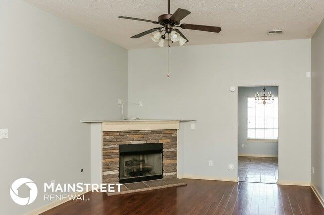 Photo - 8852 Campaldino Ave