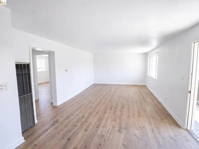 Photo - 2015 Hearst Ave Unit 3