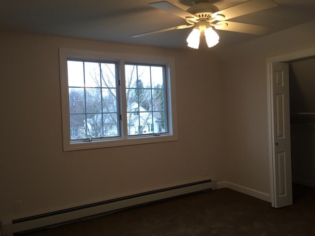 Photo - 1369 Saint Clair Ave Unit Upper