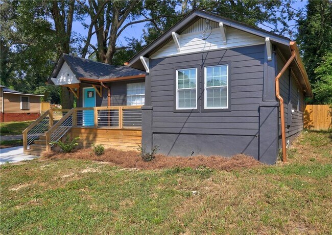 Photo - 25 Mildred Pl NW