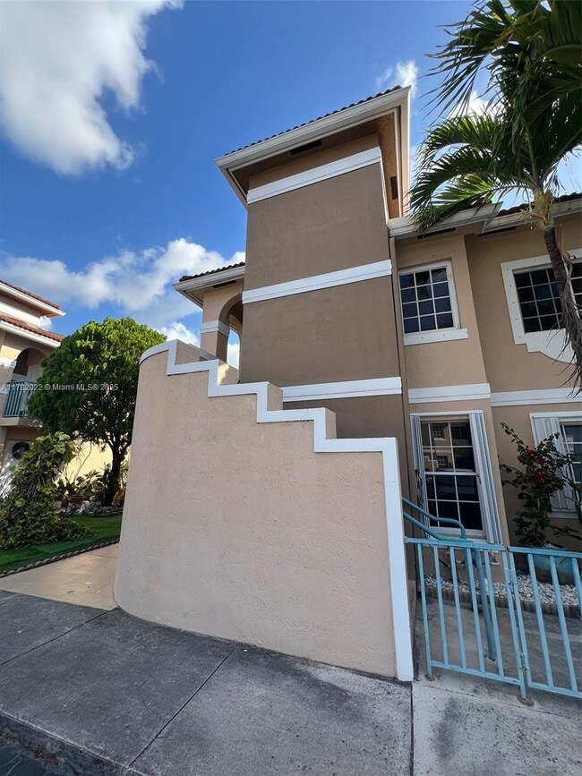 Photo - 6445 SW 130th Pl Townhome