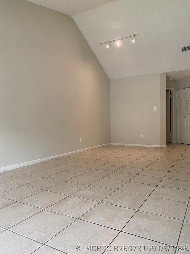 1095 Coral Club Dr Unit 1095
