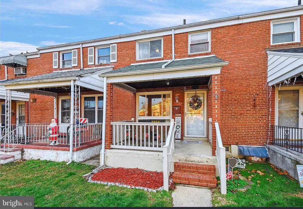 Photo - 7908 Wallace Rd