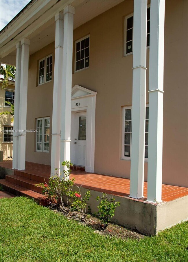 Photo - 233 Madeira Ave Unit 1