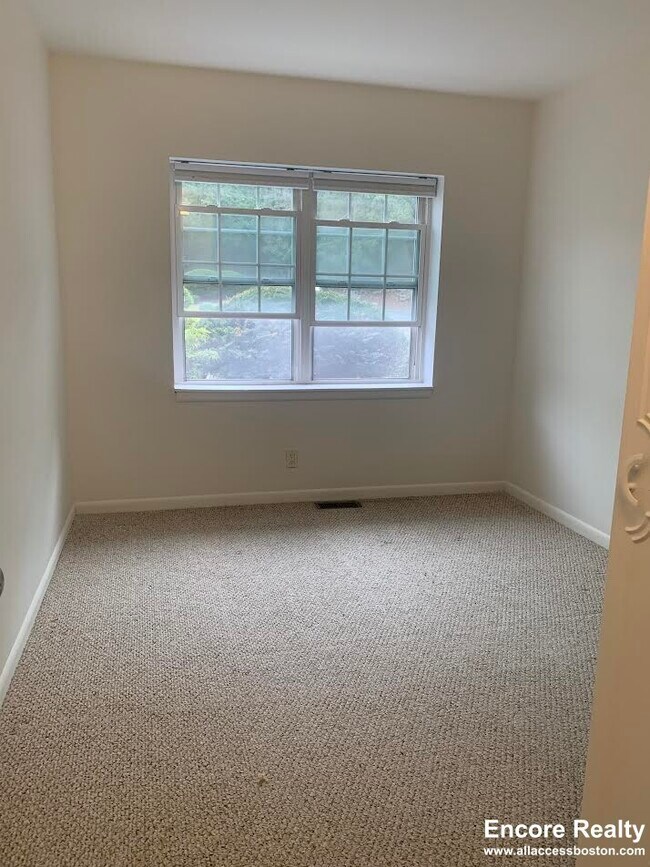 Photo - 144 Lake Shore Rd Unidad 1