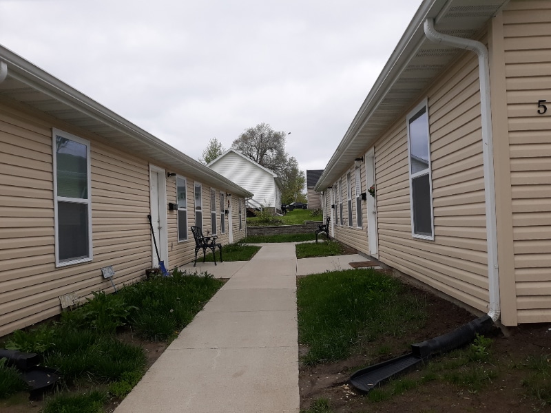 Photo - 516 W Hickory St