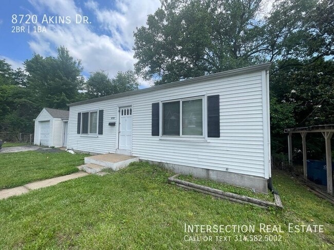 Photo - 8720 Akins Dr