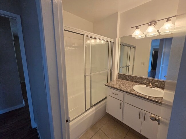 Photo - 28151 Highridge Rd