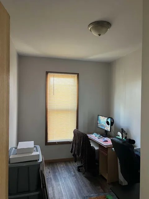 Photo - 717 W 6th St Unit 1