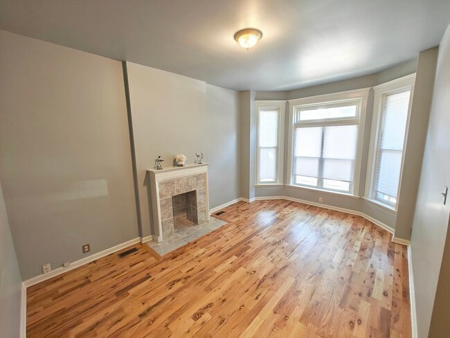 Photo - 4243 S Calumet Ave Unit 1
