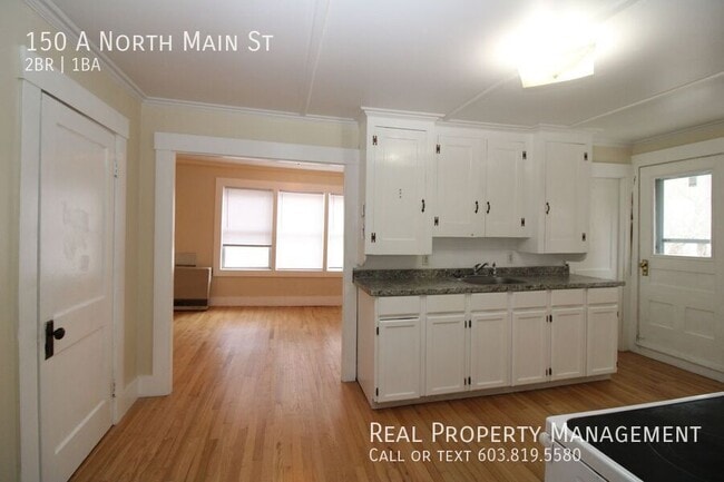 Photo - 150 N Main St