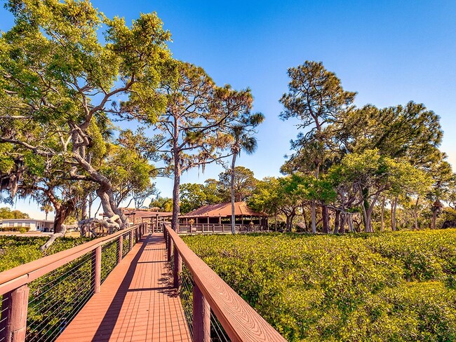 486 Driftwood Dr