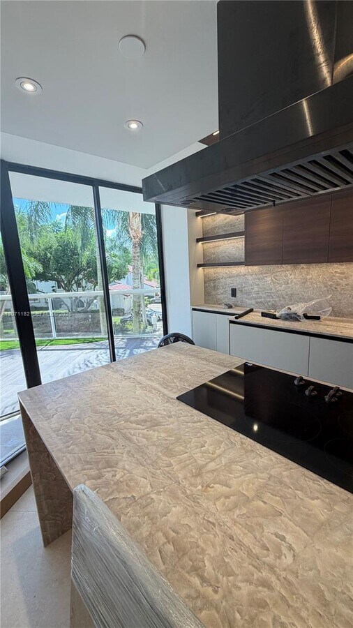 Photo - 3610 Yacht Club Dr Unidad 213