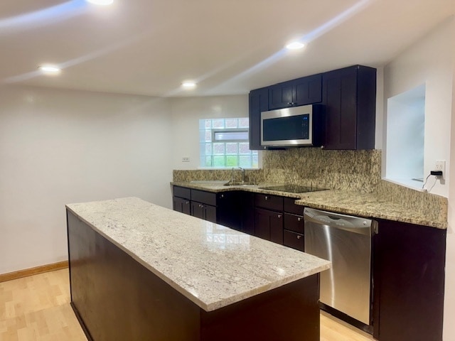 Photo - 5618 N Artesian Ave